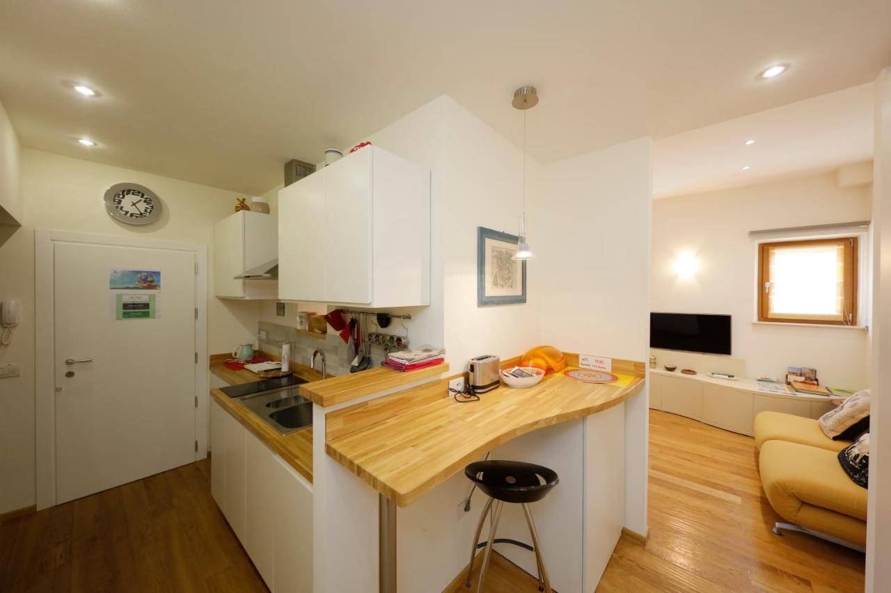 Siena Uptown - Sabrina'S Cozy Apartment Eksteriør bilde