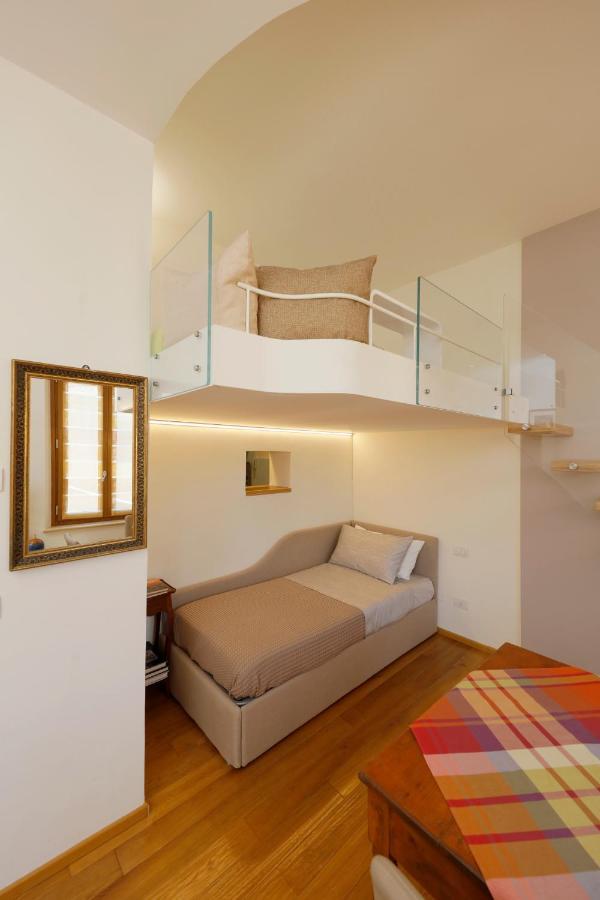 Siena Uptown - Sabrina'S Cozy Apartment Eksteriør bilde